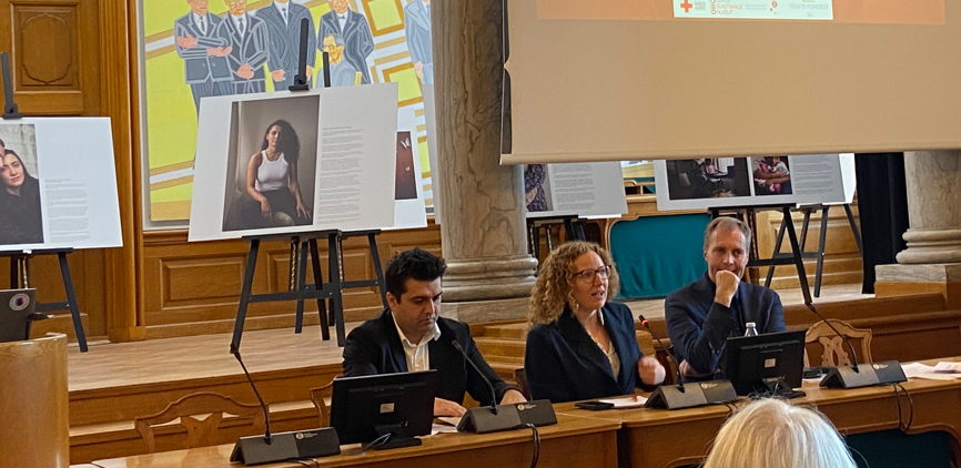 Fotoudstillingen MIDLERTIDIGHED  