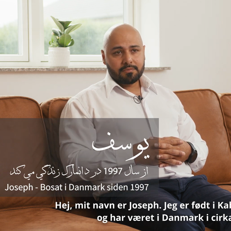 Danmark på arabisk og dari: 